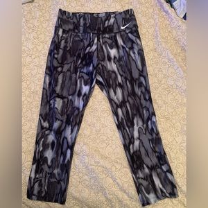Nike Dri-Fit Capri Leggings